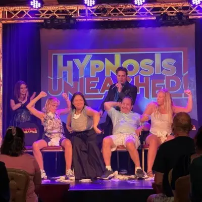 Kevin Lepine with hypnotised audience at the Hypnosis Unleashed show Vegas Kevin Lepine with audience making funny poses at the Hypnosis Unleashed show